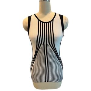 Ohne Title Black and White Sleeveless Sweater